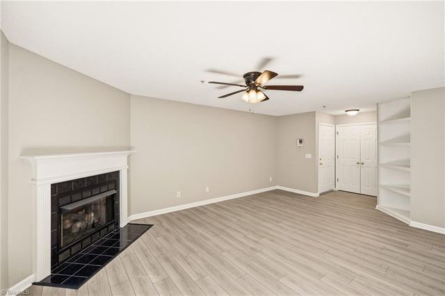 323 Ivy Glen Court, Winston-salem, NC 27127