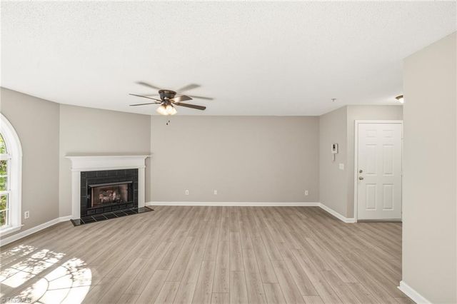 323 Ivy Glen Court, Winston-salem, NC 27127