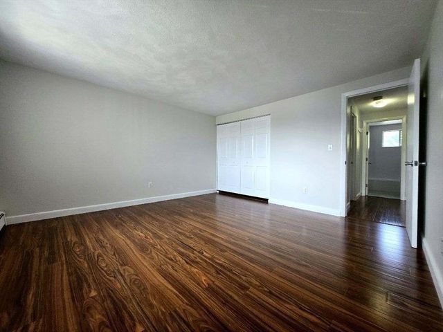 11 Woodcrest Ct 5, Weymouth, MA 02190