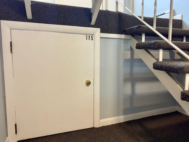 11 Woodcrest Ct 5, Weymouth, MA 02190