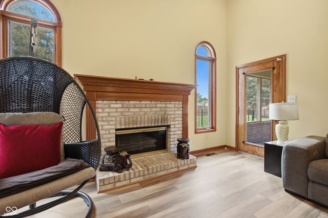 4015 Highland Park Drive, Greenwood, IN 46143