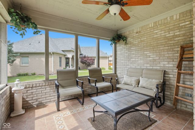 4015 Highland Park Drive, Greenwood, IN 46143