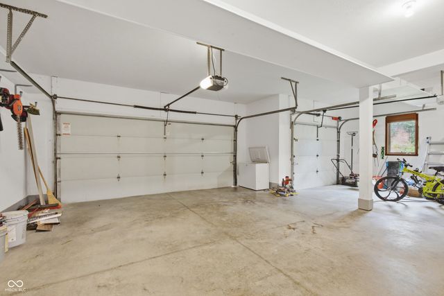 4015 Highland Park Drive, Greenwood, IN 46143
