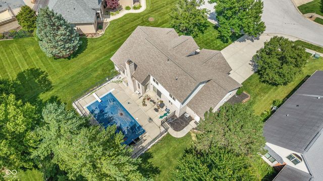 4015 Highland Park Drive, Greenwood, IN 46143