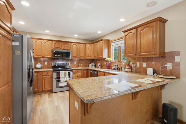 4015 Highland Park Drive, Greenwood, IN 46143