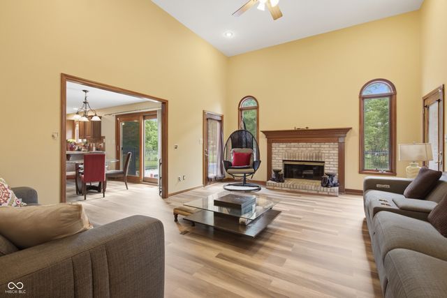 4015 Highland Park Drive, Greenwood, IN 46143