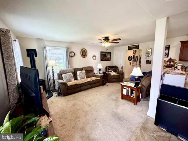 37 MARSHA DR., Cressona, PA 17929
