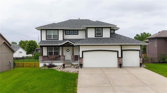 1305 NE 107th Street, Kansas City, MO 64155