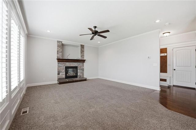 1305 NE 107th Street, Kansas City, MO 64155