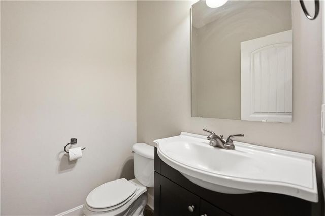 1305 NE 107th Street, Kansas City, MO 64155