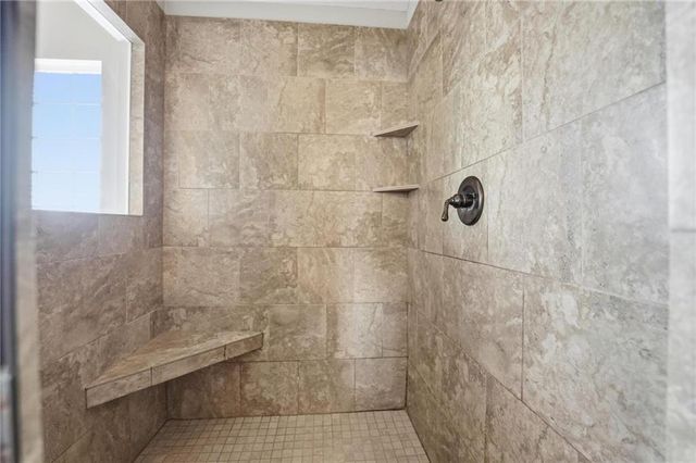 1305 NE 107th Street, Kansas City, MO 64155