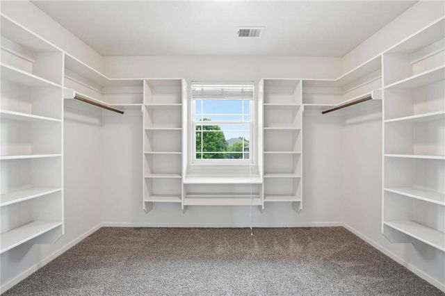 1305 NE 107th Street, Kansas City, MO 64155