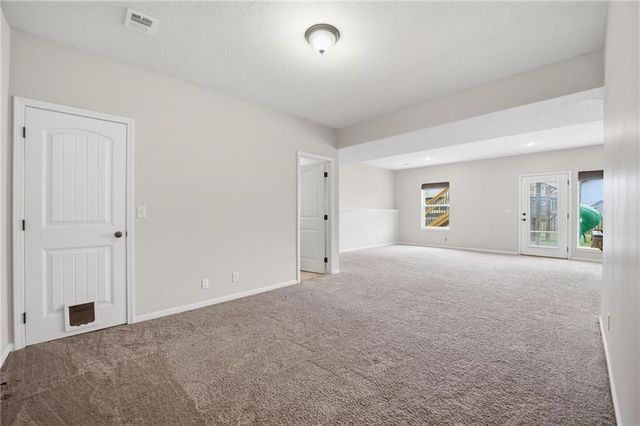 1305 NE 107th Street, Kansas City, MO 64155