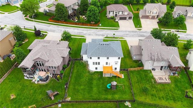 1305 NE 107th Street, Kansas City, MO 64155