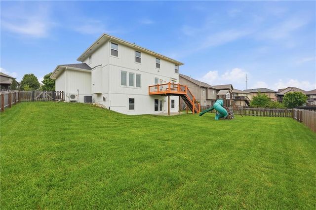 1305 NE 107th Street, Kansas City, MO 64155