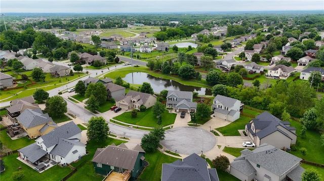1305 NE 107th Street, Kansas City, MO 64155