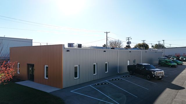 4583 American Road, Rockford, IL 61109