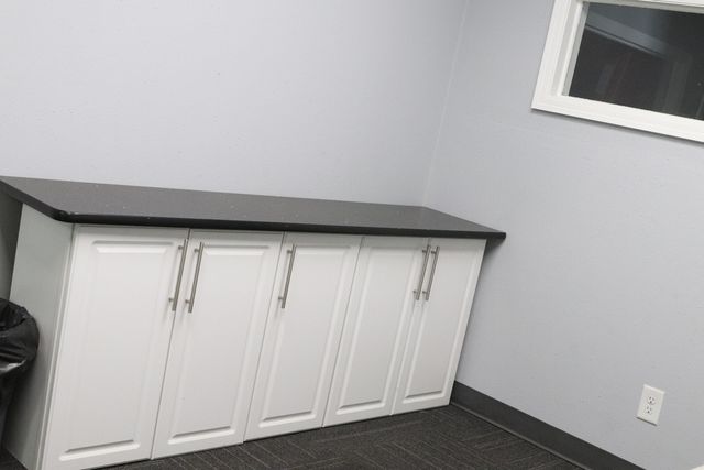 4583 American Road, Rockford, IL 61109