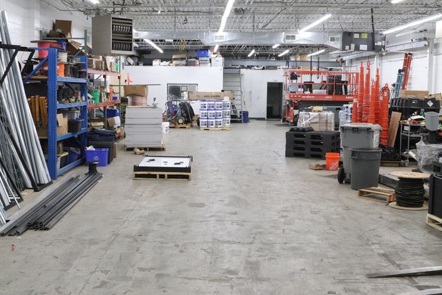 4583 American Road, Rockford, IL 61109