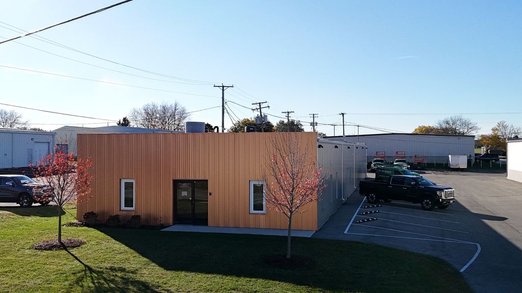 4583 American Road, Rockford, IL 61109