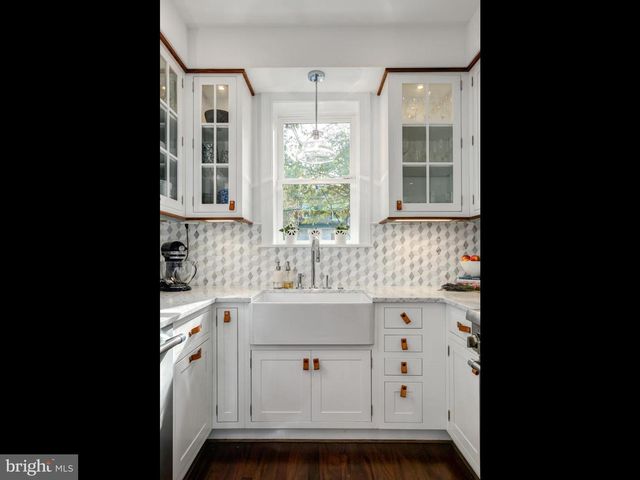 1450 T ST NW, Washington, DC 20009