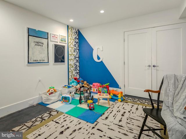 1450 T ST NW, Washington, DC 20009