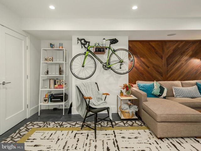 1450 T ST NW, Washington, DC 20009