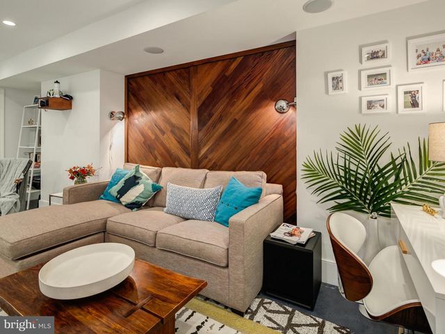 1450 T ST NW, Washington, DC 20009