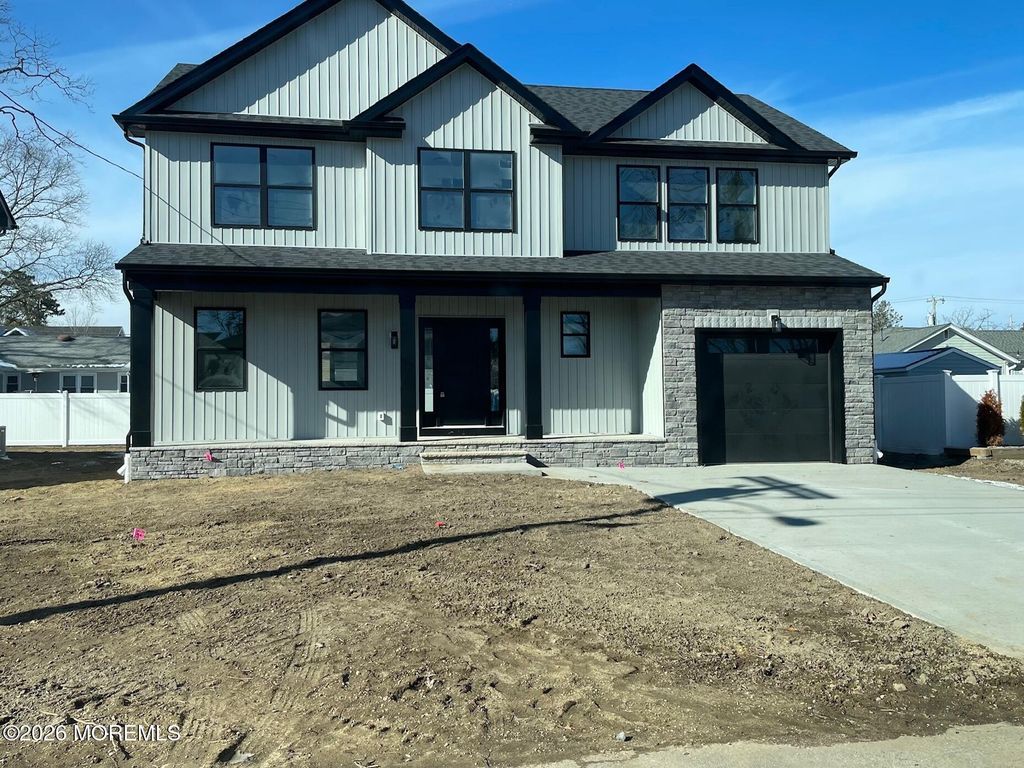 211 Ida Drive, Point Pleasant, NJ 08742