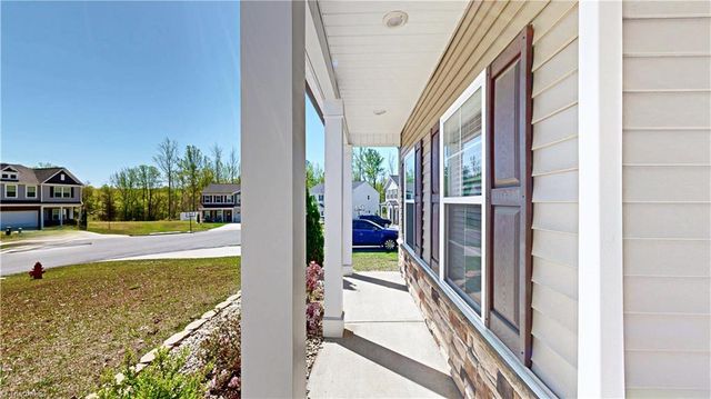3719 Boxwood Court, Thomasville, NC 27360