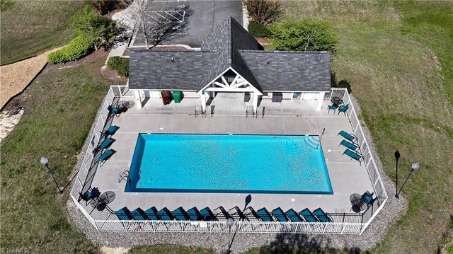 3719 Boxwood Court, Thomasville, NC 27360