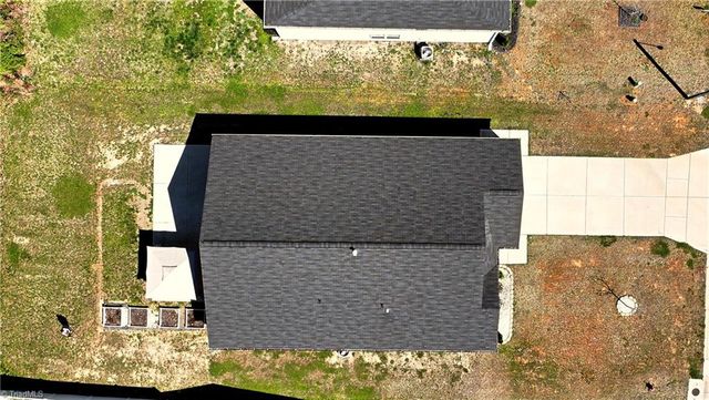 3719 Boxwood Court, Thomasville, NC 27360