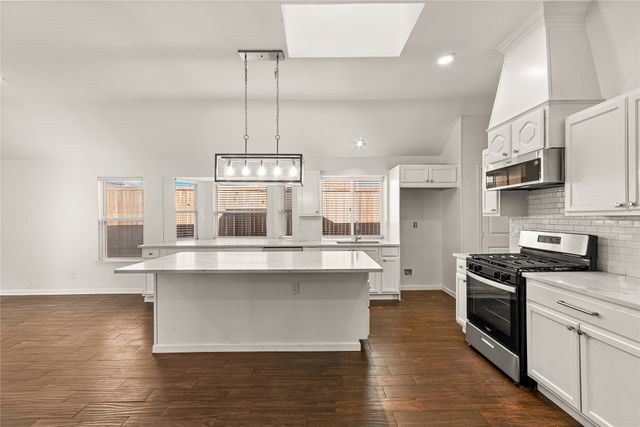 2901 Panorama Drive, Carrollton, TX 75007