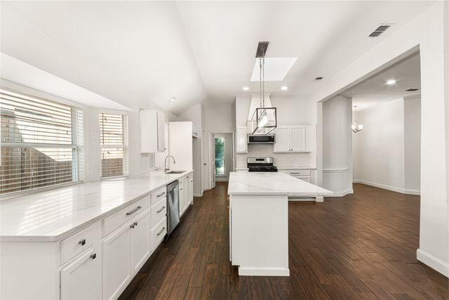 2901 Panorama Drive, Carrollton, TX 75007