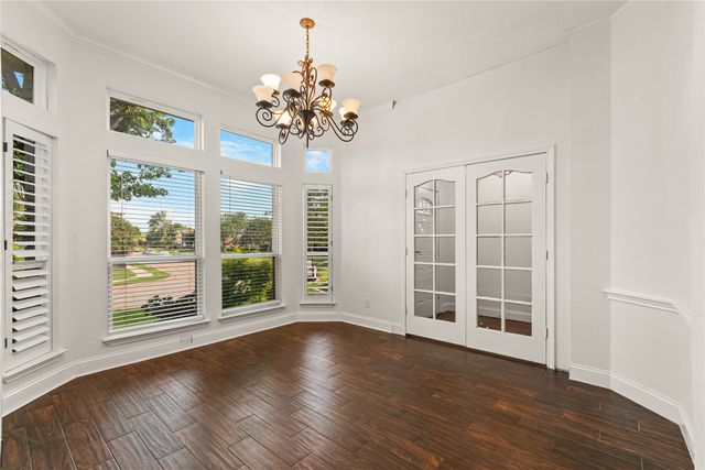 2901 Panorama Drive, Carrollton, TX 75007