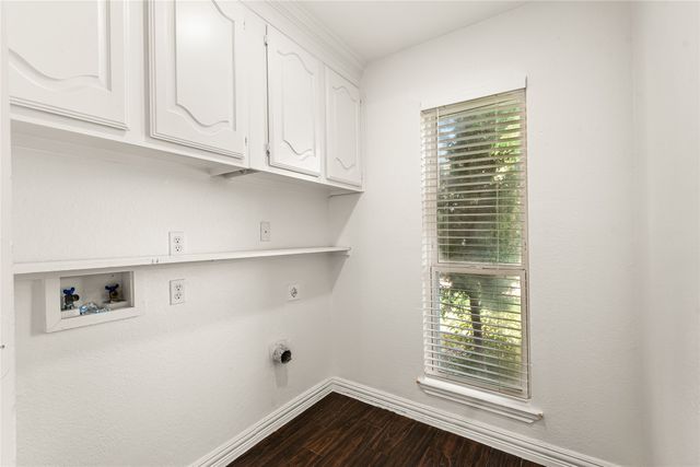 2901 Panorama Drive, Carrollton, TX 75007