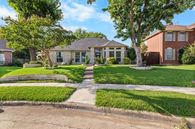 2901 Panorama Drive, Carrollton, TX 75007