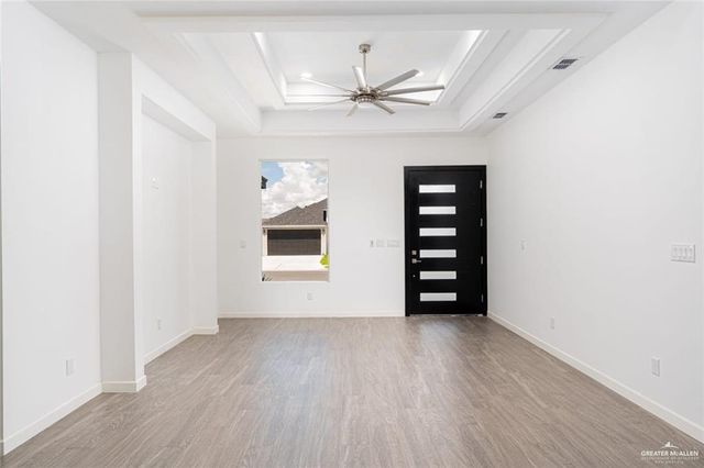 529 Country Club Drive, Alamo, TX 78516