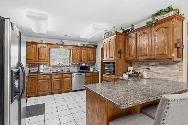 101 Casey Lane, Searcy, AR 72143