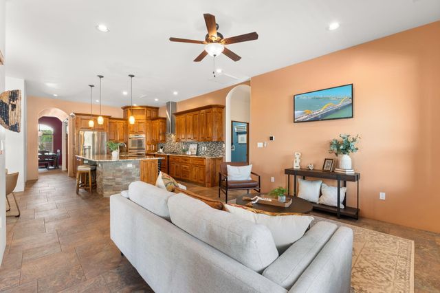 1202 Gabaldon Road NW, Albuquerque, NM 87104
