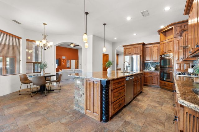 1202 Gabaldon Road NW, Albuquerque, NM 87104