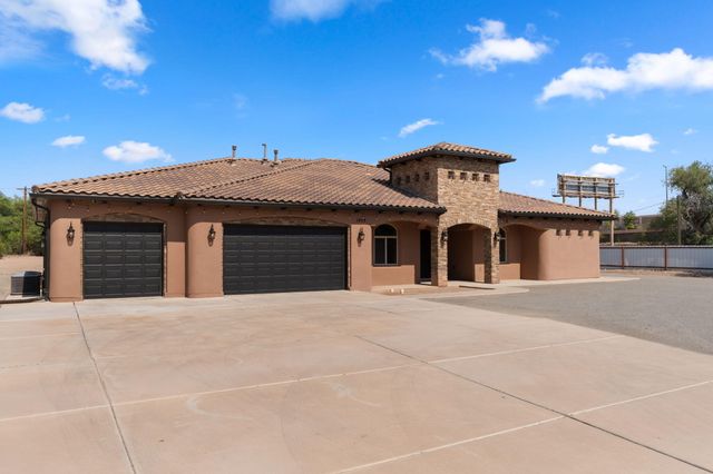 1202 Gabaldon Road NW, Albuquerque, NM 87104