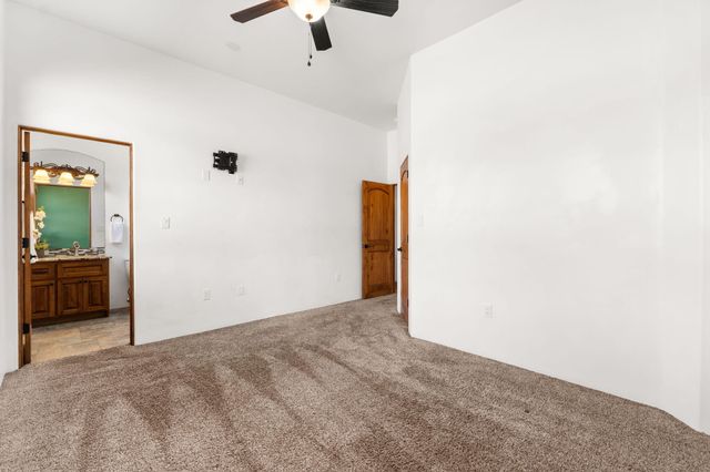 1202 Gabaldon Road NW, Albuquerque, NM 87104