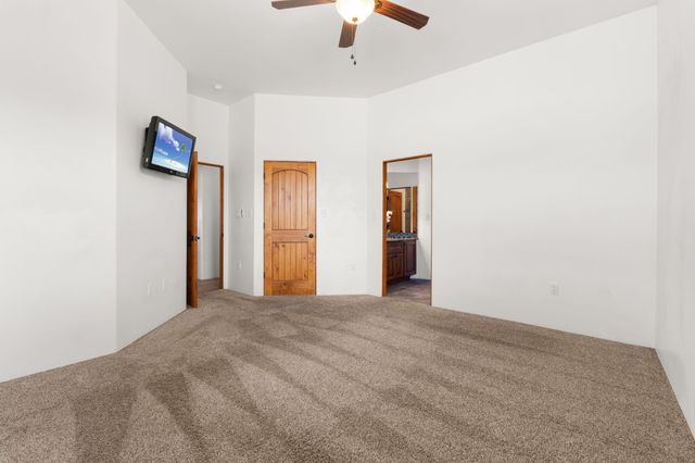 1202 Gabaldon Road NW, Albuquerque, NM 87104