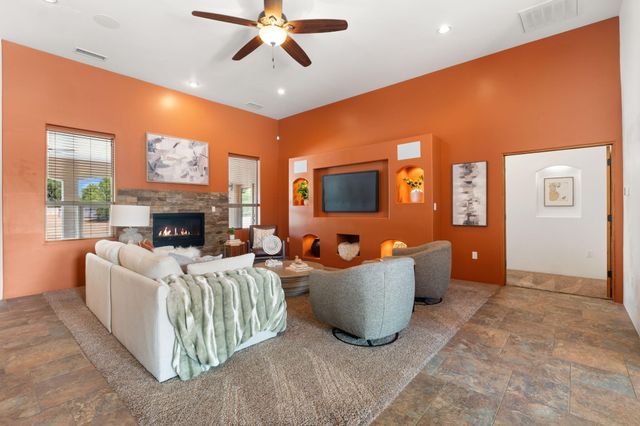 1202 Gabaldon Road NW, Albuquerque, NM 87104