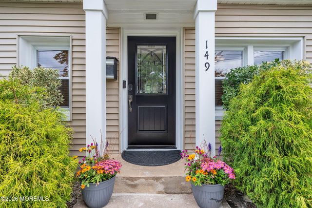149 11th Street, Belford, NJ 07718