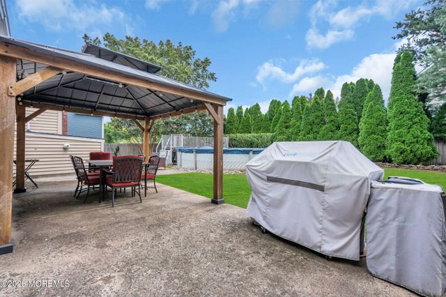 149 11th Street, Belford, NJ 07718