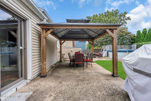 149 11th Street, Belford, NJ 07718