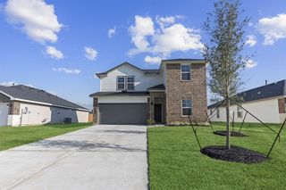 407 Emma Street, Angleton, TX 77515