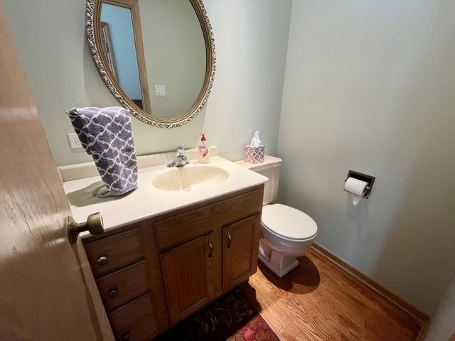 4537 W 102nd Street, Oak Lawn, IL 60453